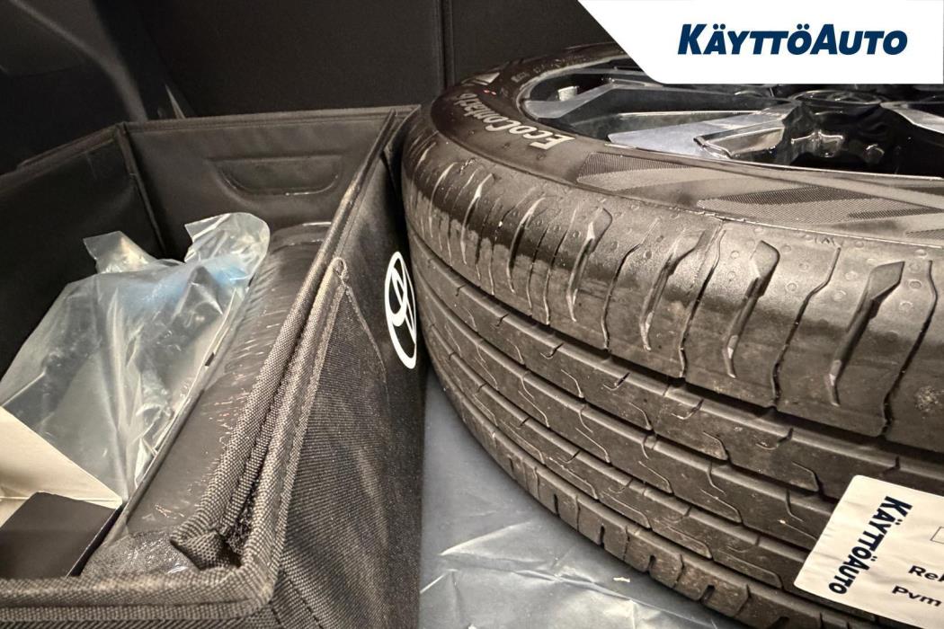 TOYOTA Yaris Cross 2025