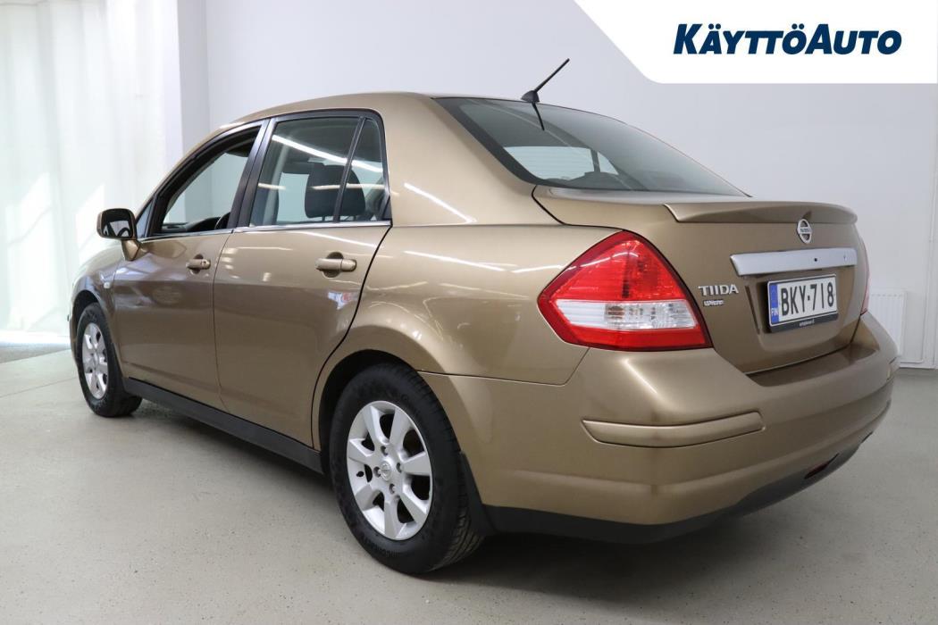 NISSAN Tiida 2008