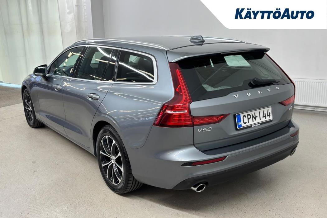 VOLVO V60 2021
