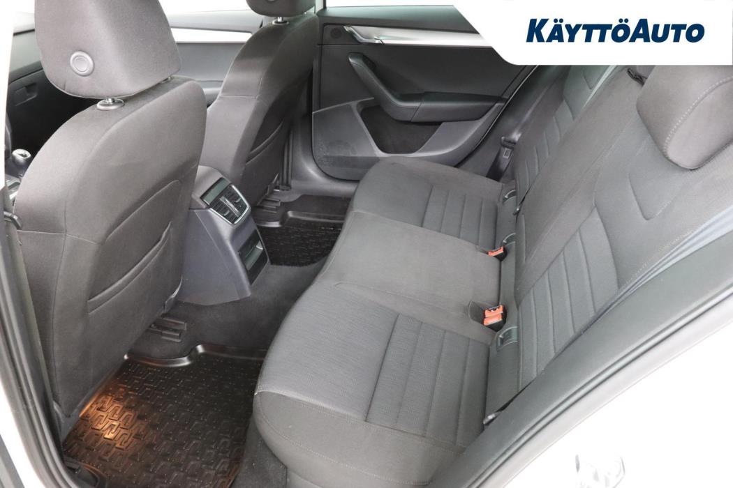 SKODA Octavia 2014