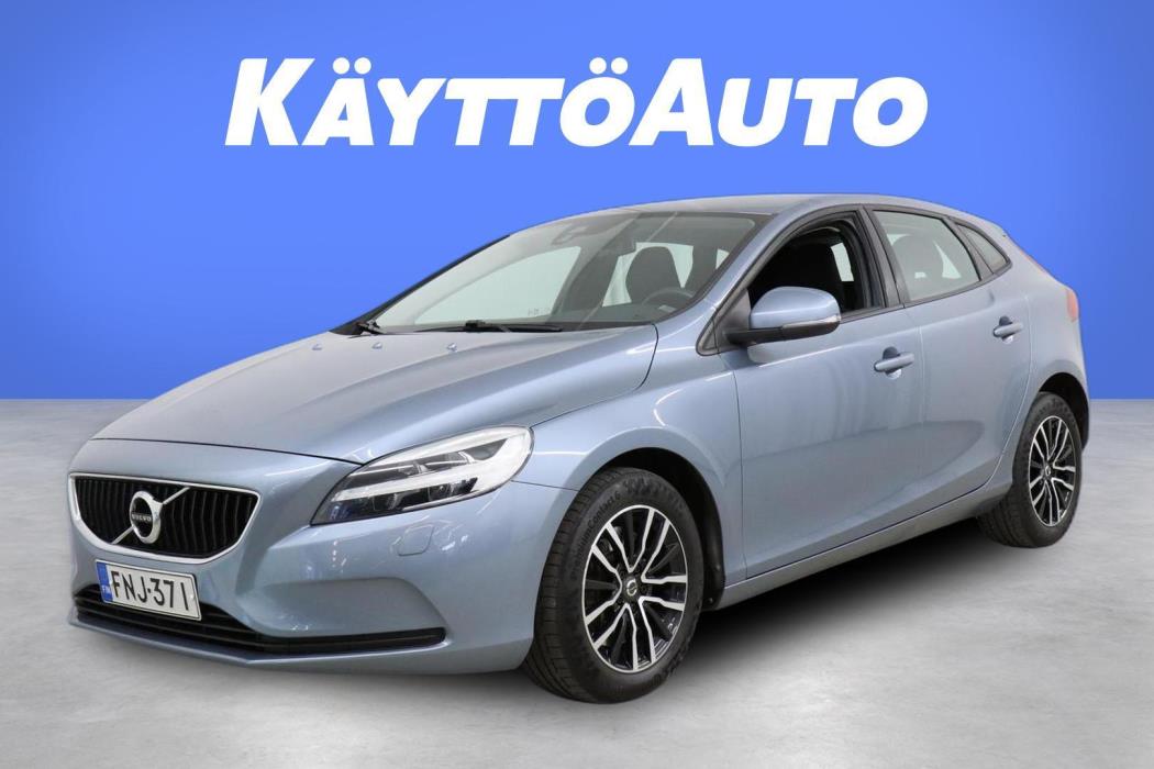 VOLVO V40 2018