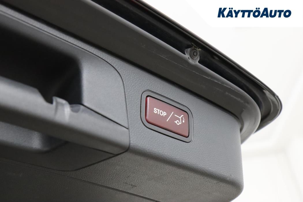 MERCEDES-BENZ GLC 2016