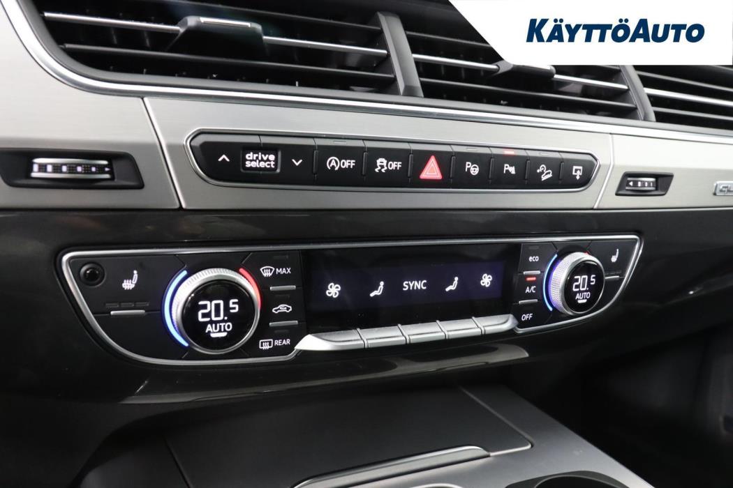 AUDI Q7 2015