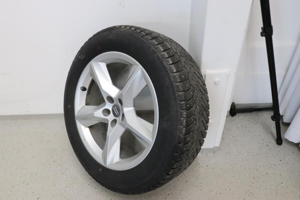 AUDI Q7 2015