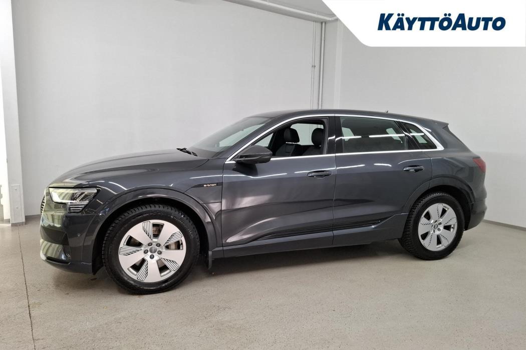 AUDI e-tron 2021