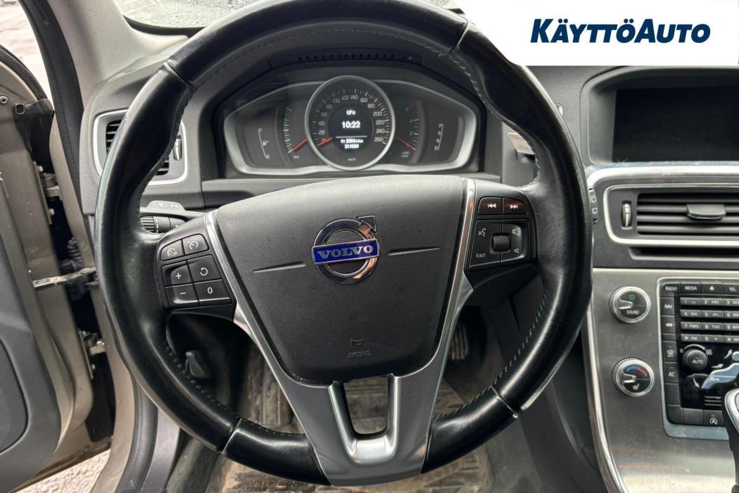 VOLVO V60 2014