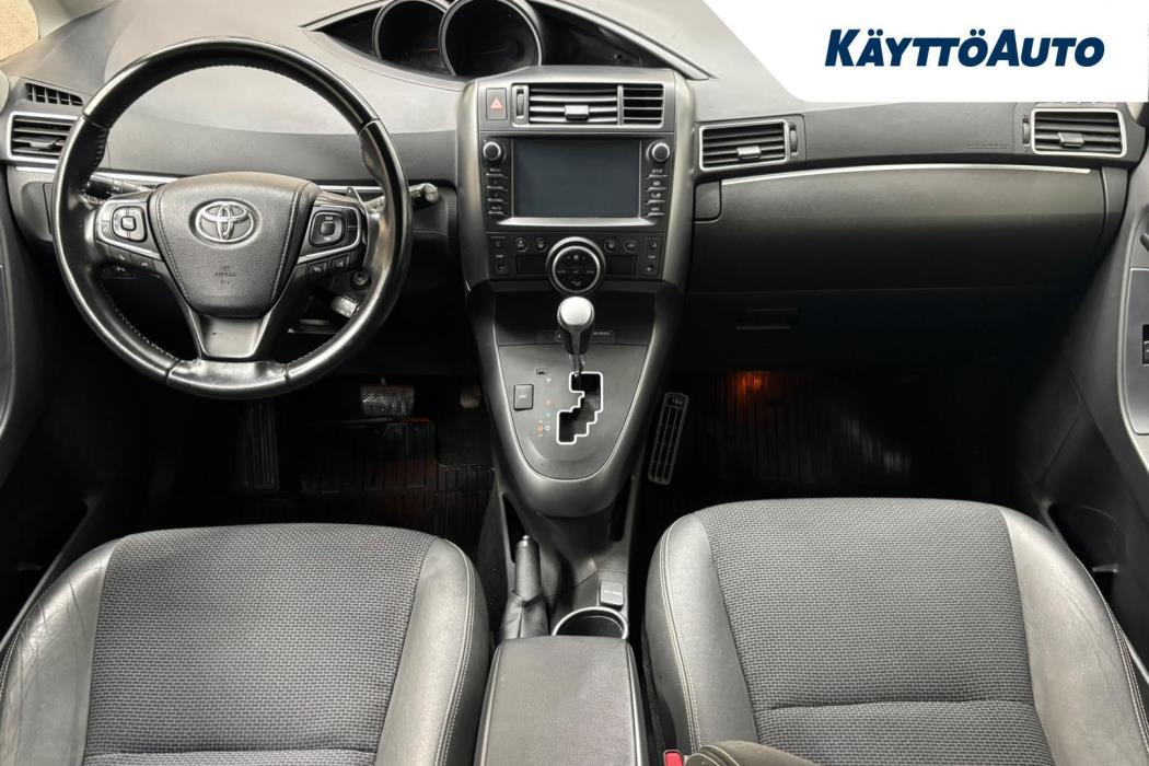 TOYOTA Verso 2016
