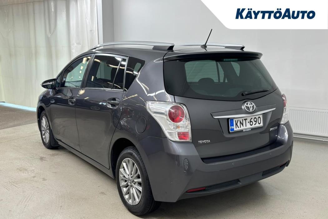 TOYOTA Verso 2016