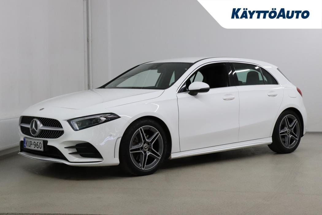 MERCEDES-BENZ A 2022