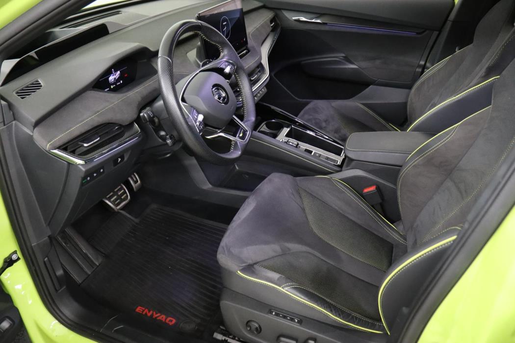SKODA Enyaq 2023