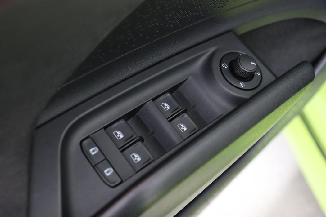 SKODA Enyaq 2023