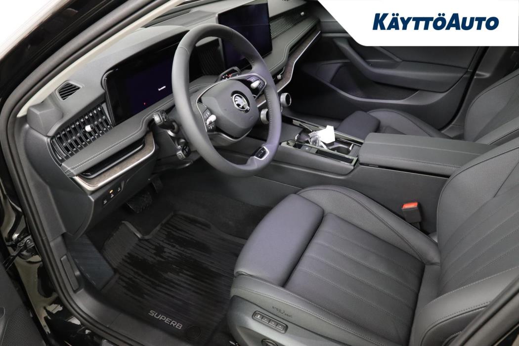 Skoda Superb 2025
