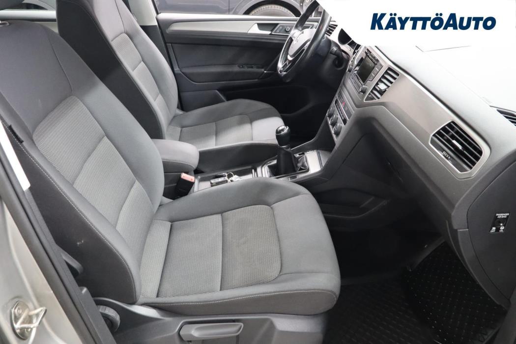 VOLKSWAGEN Golf Sportsvan 2014