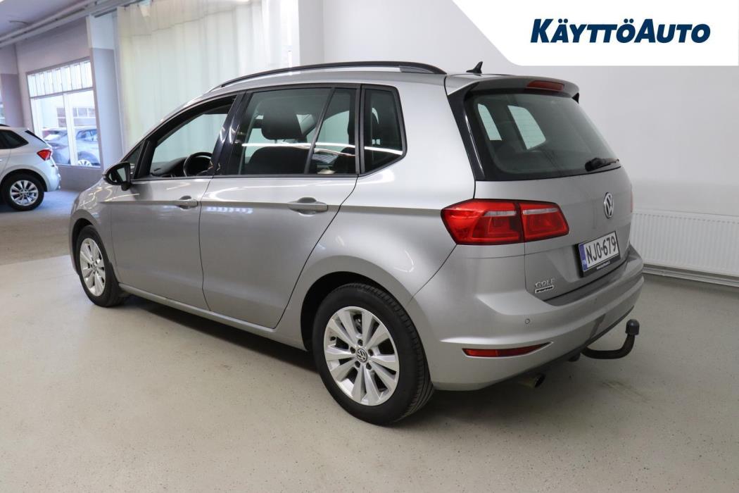 VOLKSWAGEN Golf Sportsvan 2014
