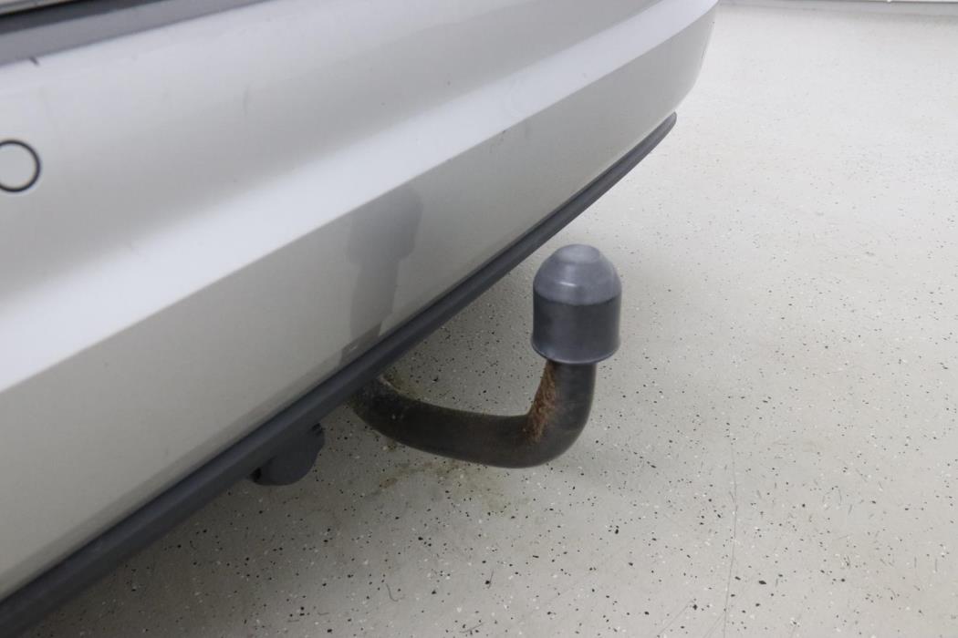 VOLKSWAGEN Golf Sportsvan 2014