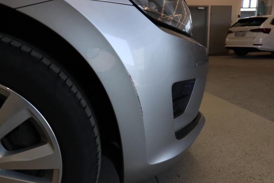 VOLKSWAGEN Golf Sportsvan 2014
