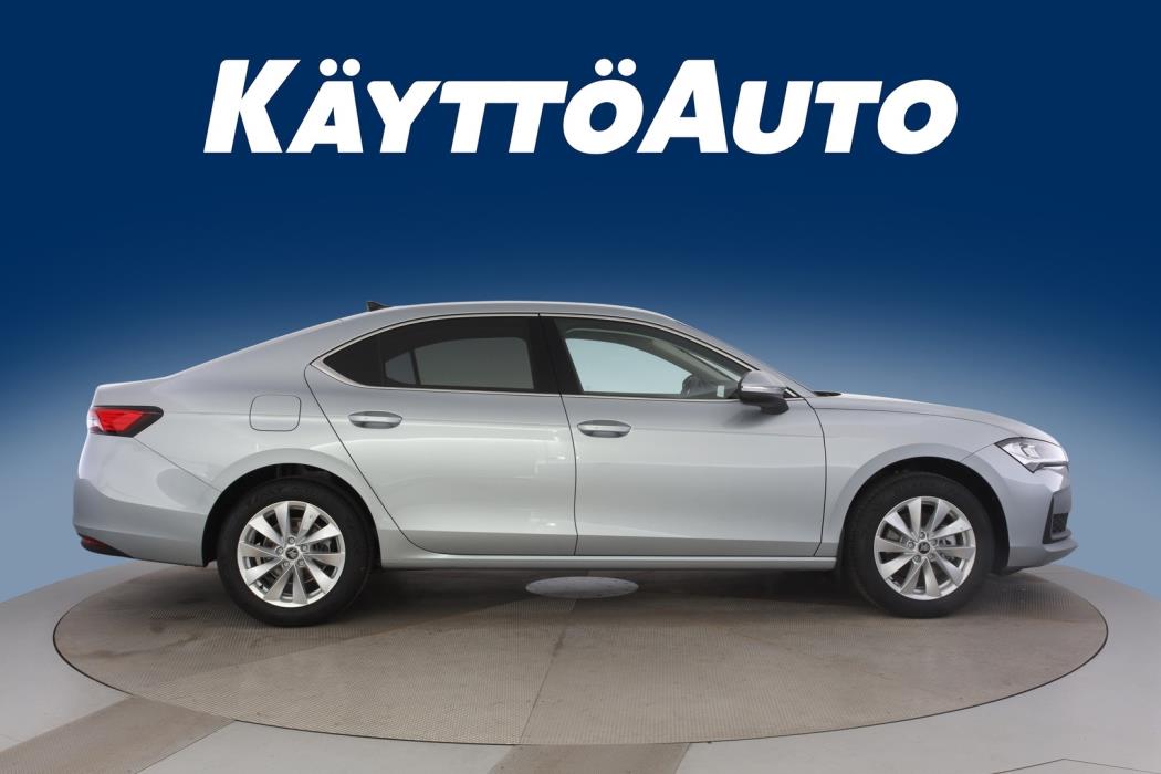 SKODA Superb 2026