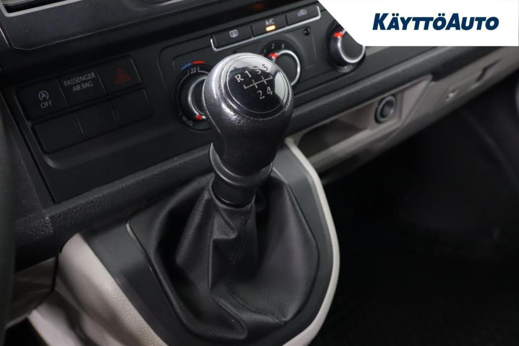 VOLKSWAGEN Transporter 2015