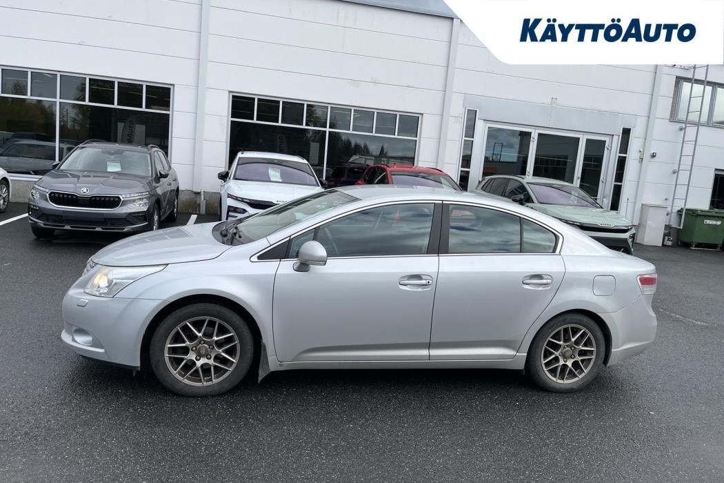TOYOTA Avensis 2009