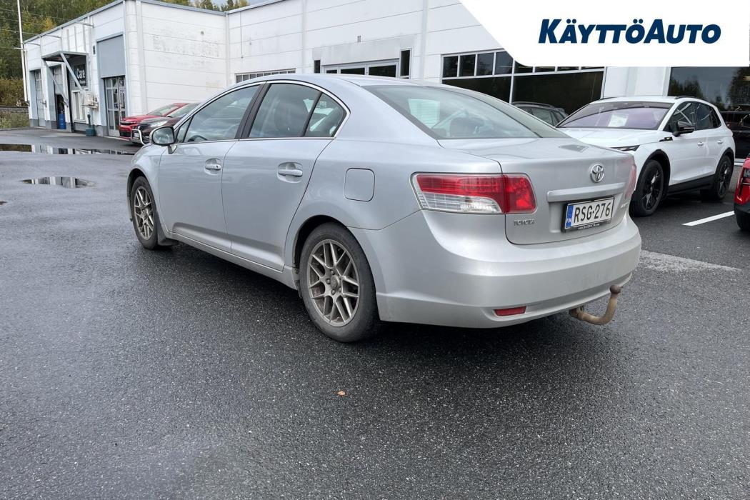 TOYOTA Avensis 2009