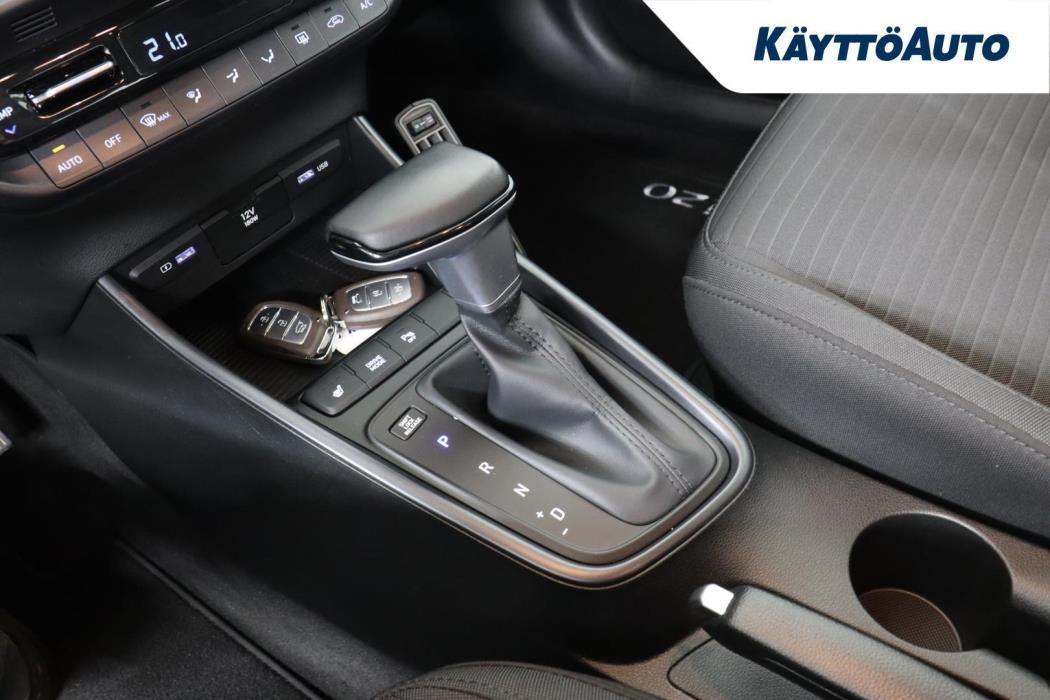 HYUNDAI i20 Hatchback 2021