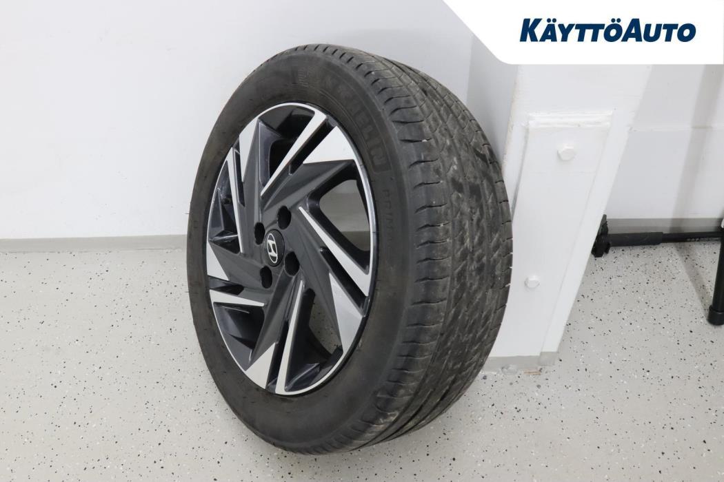 HYUNDAI i20 Hatchback 2021