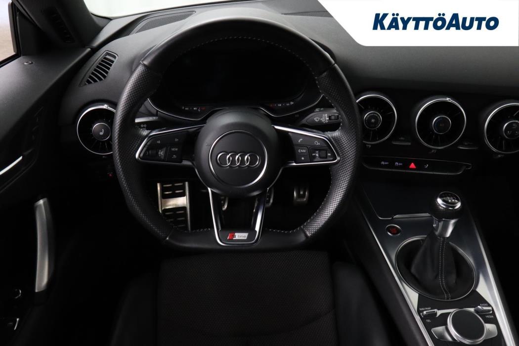 AUDI TT 2015