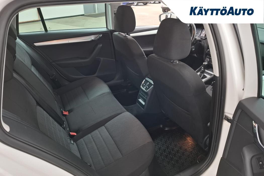 SKODA Octavia 2013
