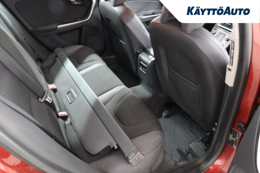 VOLVO V60 2010