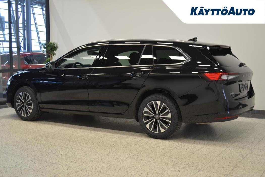 SKODA Superb 2026