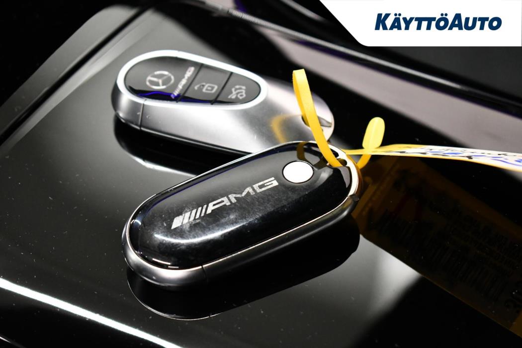 MERCEDES-BENZ EQE 2023