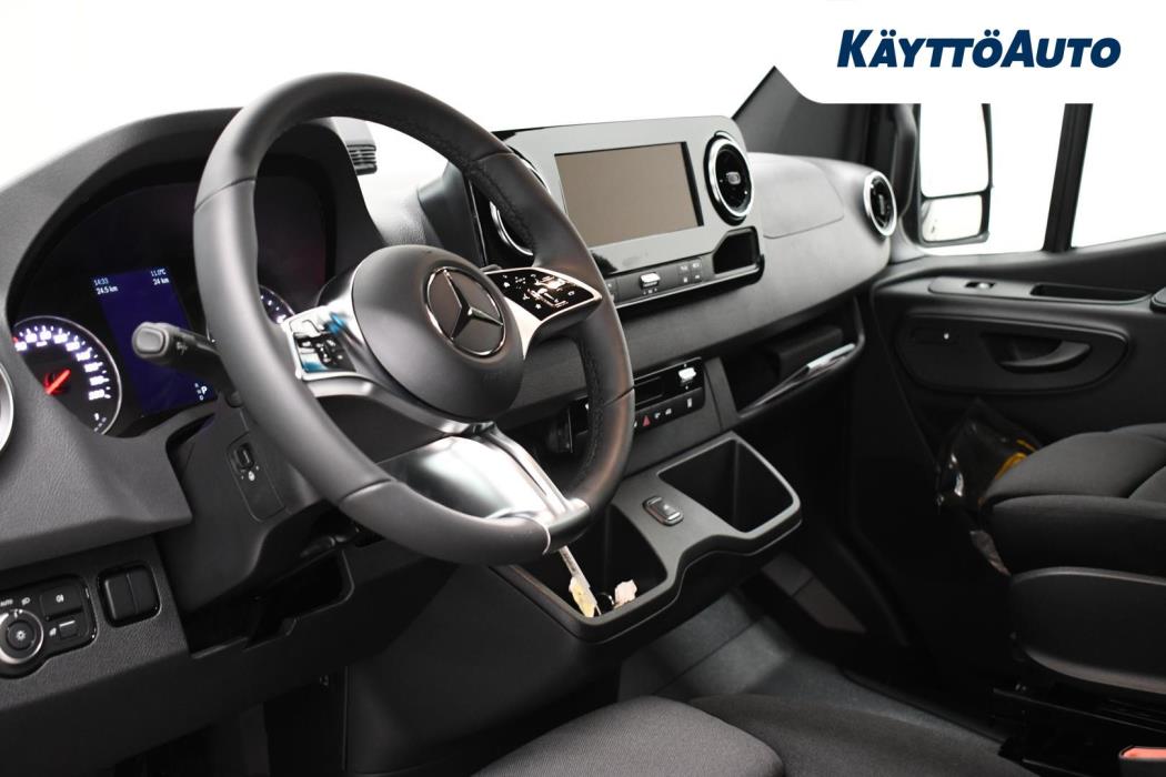 MERCEDES-BENZ Sprinter 2025