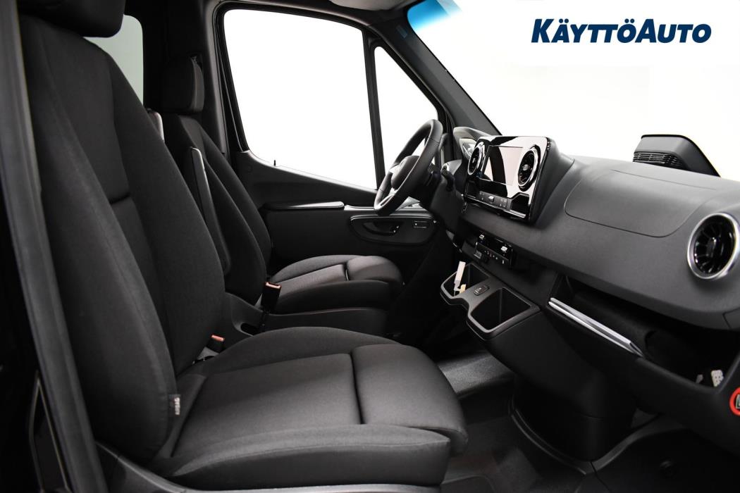 MERCEDES-BENZ Sprinter 2025