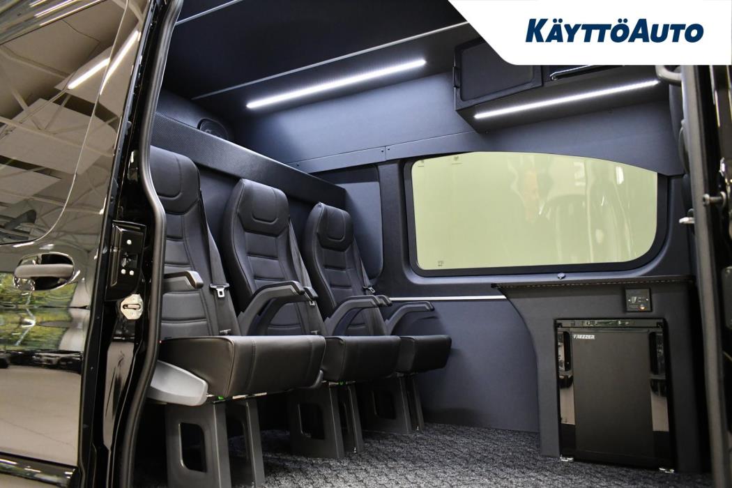 MERCEDES-BENZ Sprinter 2025