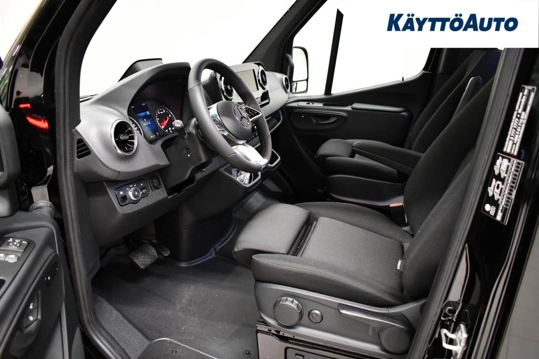 MERCEDES-BENZ Sprinter 2025