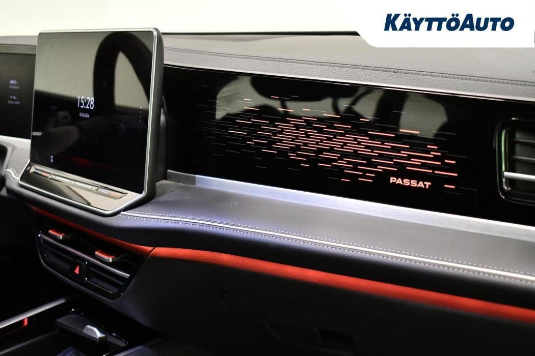 VOLKSWAGEN Passat 2025