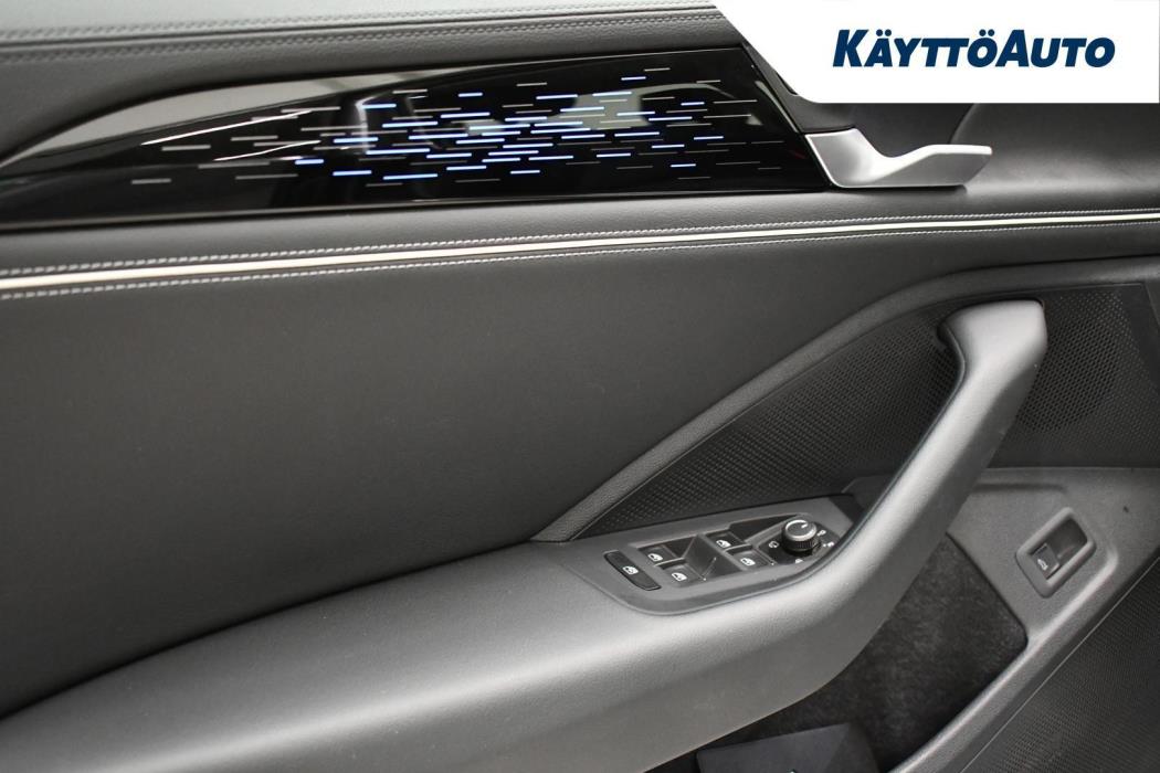 VOLKSWAGEN Passat 2025
