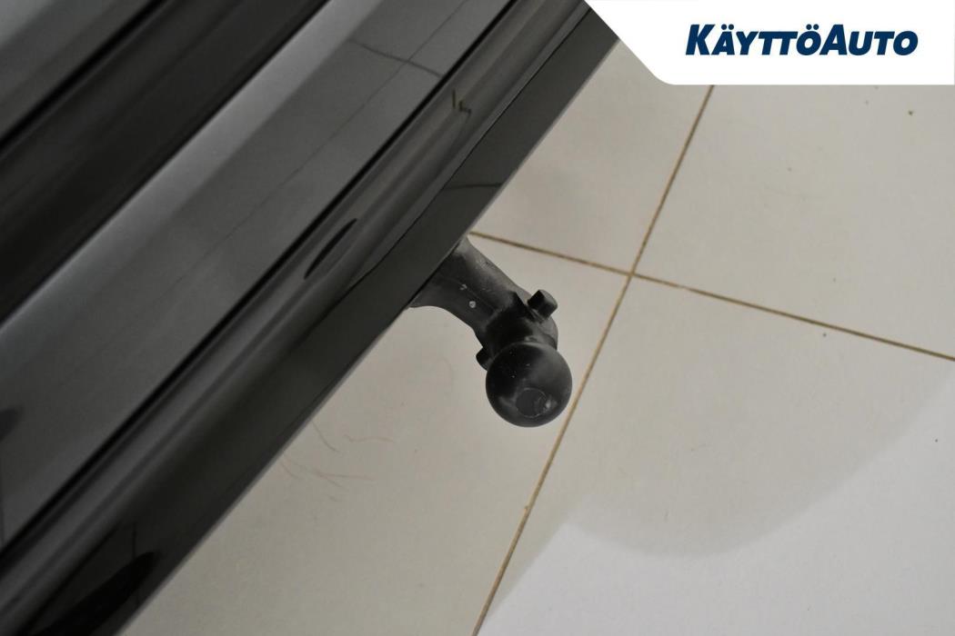 AUDI SQ6 e-tron 2025