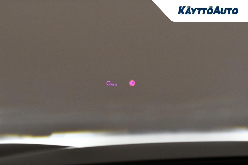 AUDI SQ6 e-tron 2025