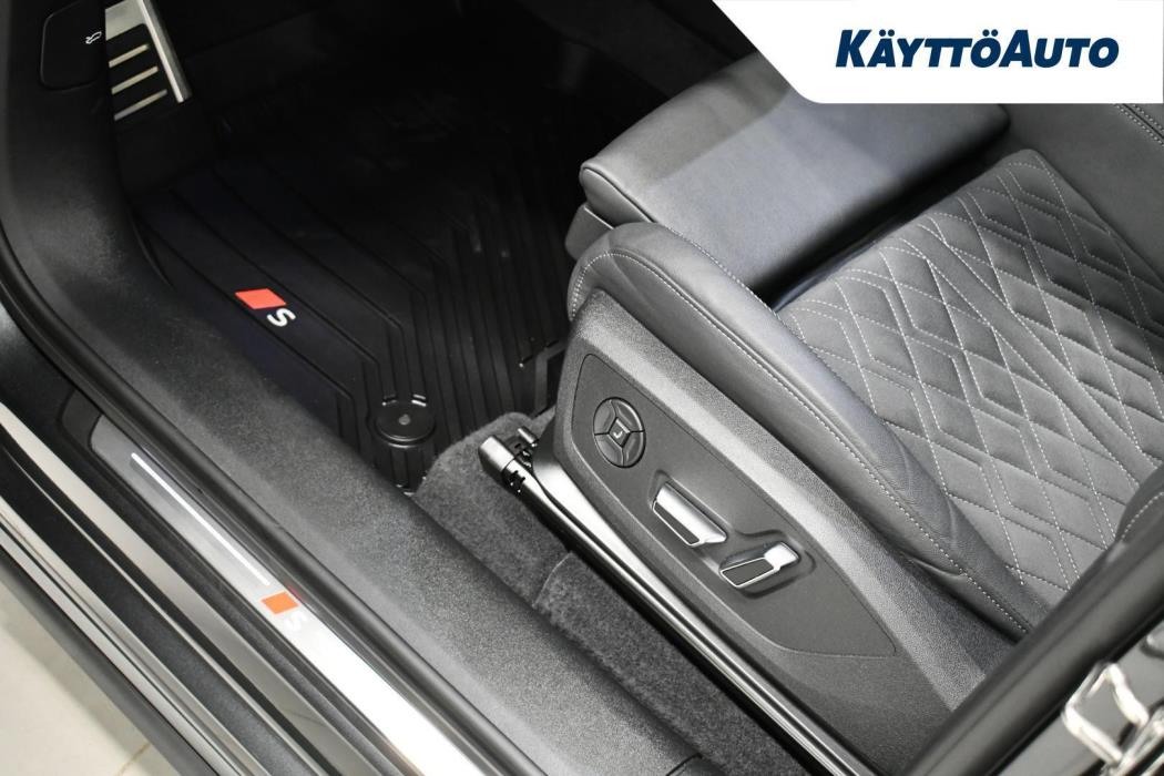 AUDI SQ6 e-tron 2025