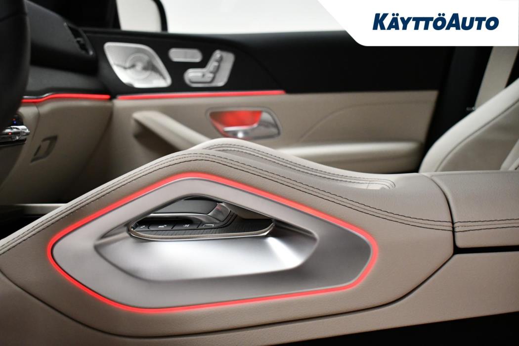 MERCEDES-BENZ GLE 2025