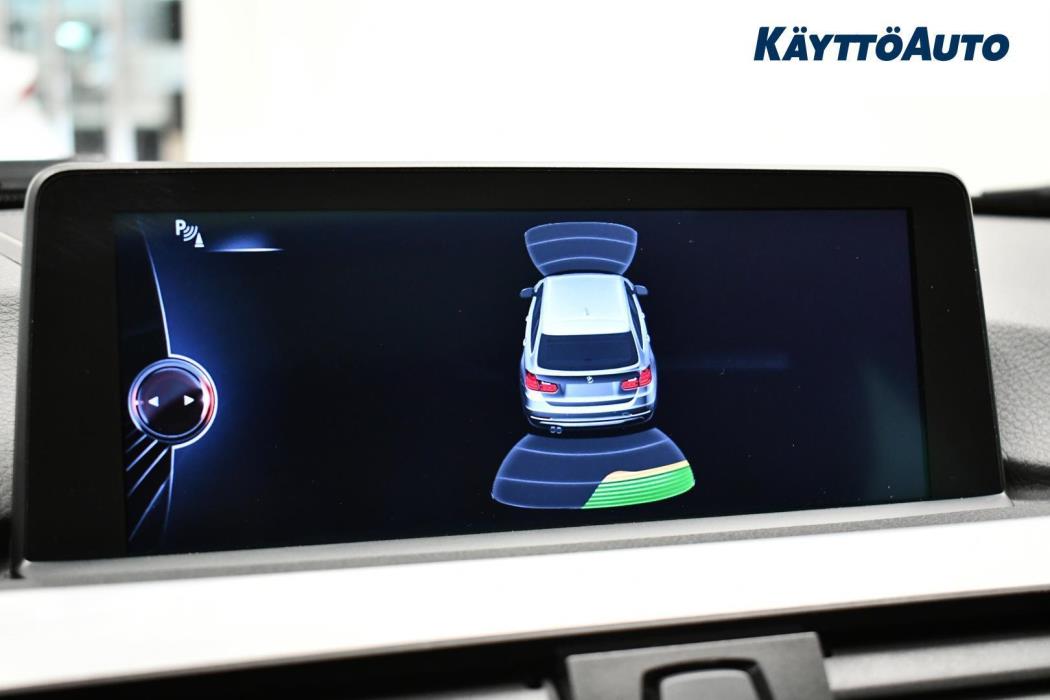 BMW 330 2015