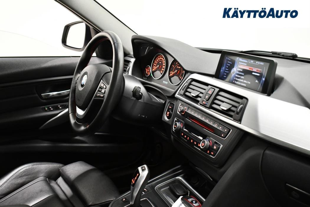 BMW 330 2015