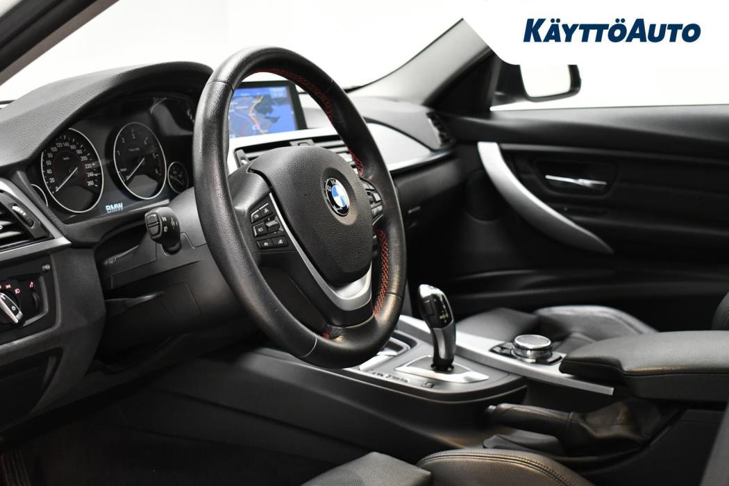 BMW 330 2015