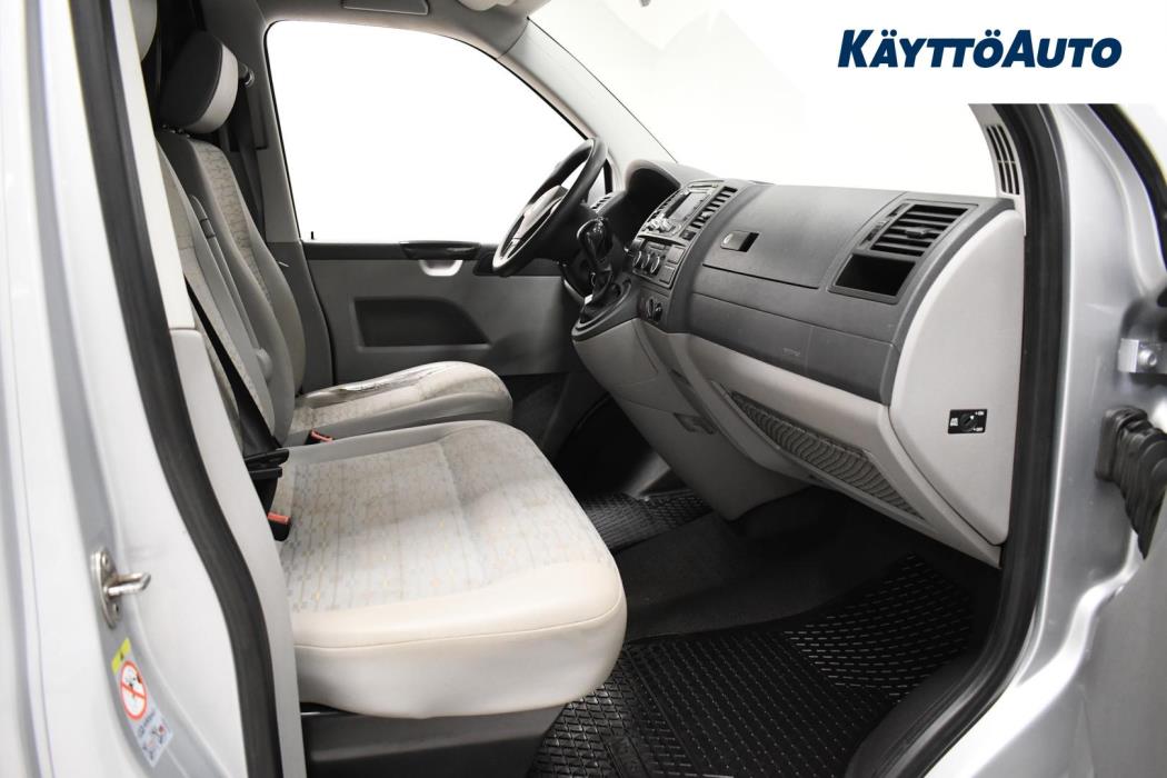 VOLKSWAGEN Transporter 2011