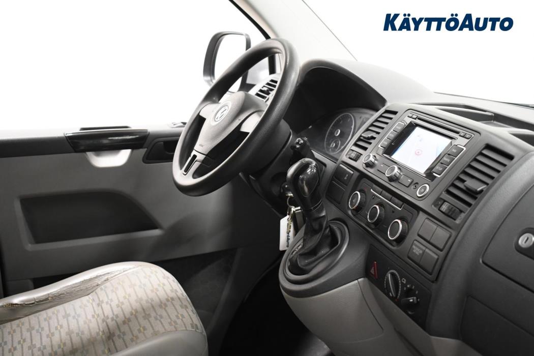 VOLKSWAGEN Transporter 2011