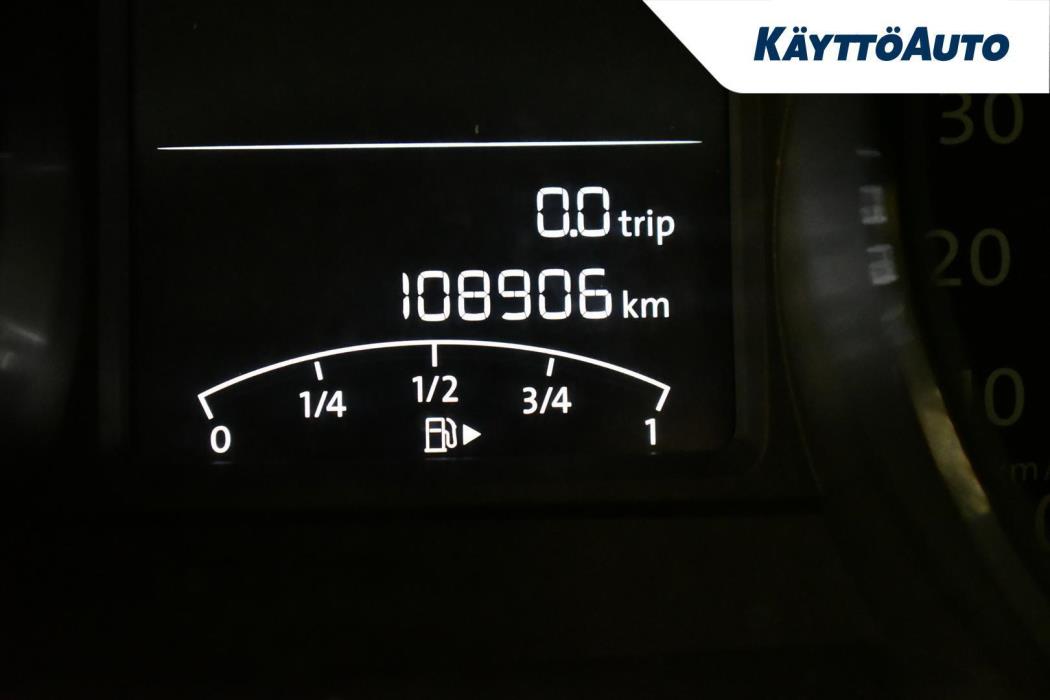 VOLKSWAGEN Polo 2015