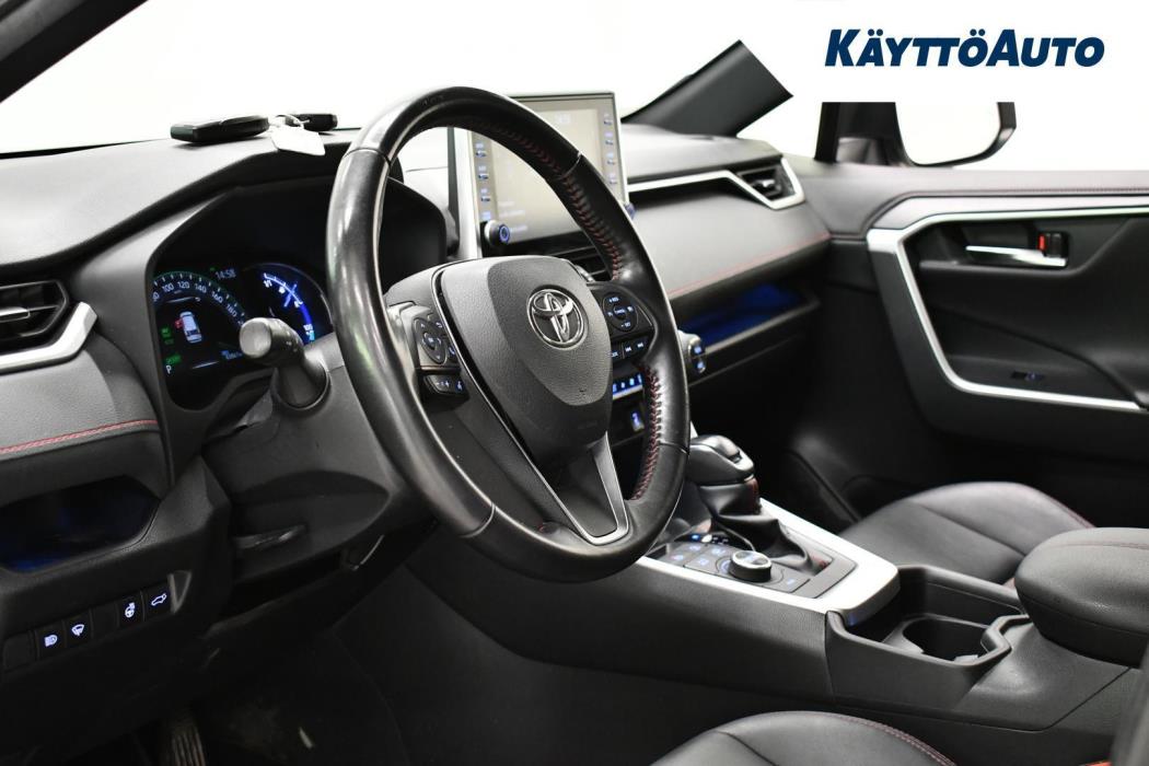 TOYOTA RAV4 2021