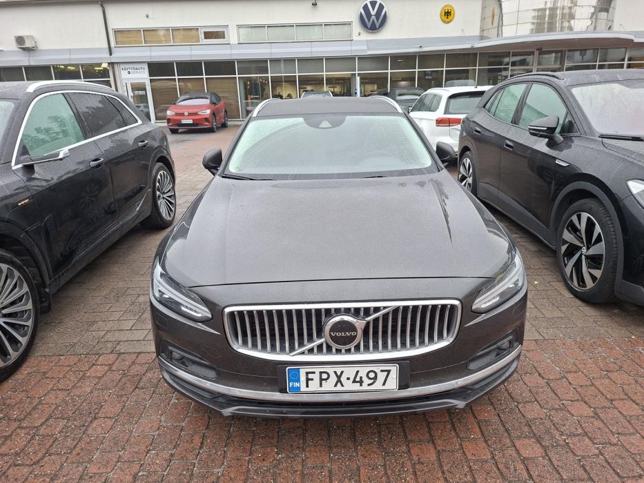 VOLVO V90 2020