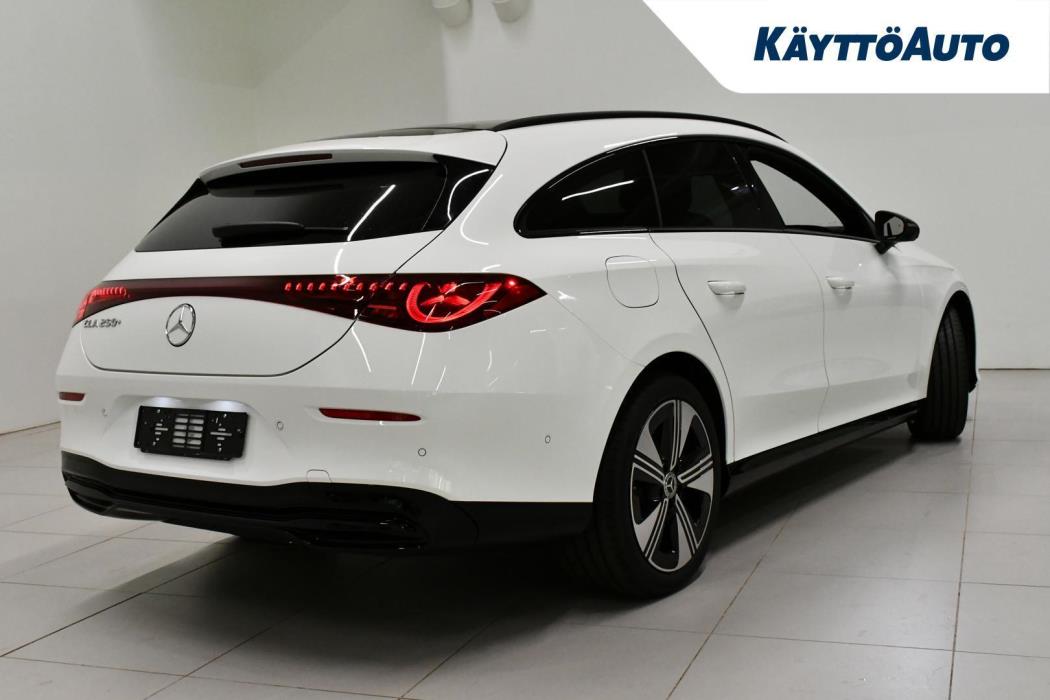 MERCEDES-BENZ CLA 2026